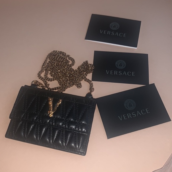 Sold ‼️‼️Versace Virtrus Nappa Leather Card Holder with Sling♥️ - Picture 17 of 17